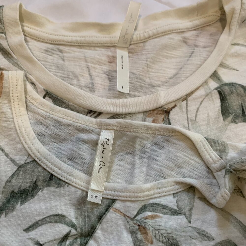 🌿 Rylee + Cru Floral 3-Piece Tropical Mama & Me Bundle | Dress & Tees - Picture 5 of 13